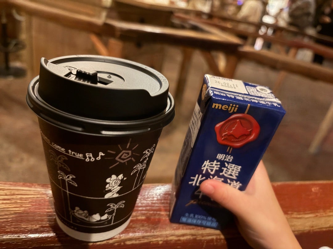 Hot coffee and milk collected with free drink vouchers